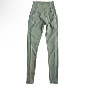 OFFLINE OG High Waisted Pocket Legging